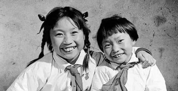 龍梅與玉榮：草原上，風雪夜奔