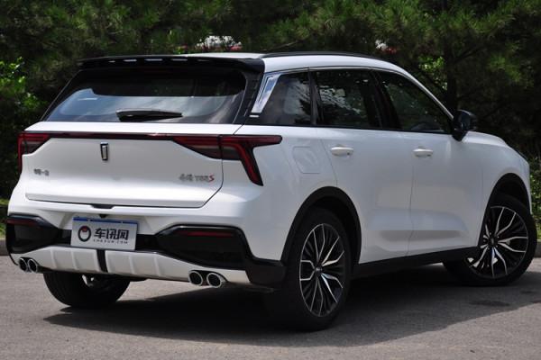 感受一汽奔騰T55:看上去很硬朗 其實非常舒適 感受一汽奔騰T55:看上去很硬朗 其實非常舒適