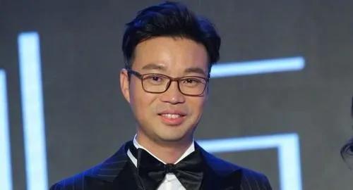 搭著黃渤的順風車,一路成名的喜劇演員:王迅 搭著黃渤的順風車,一路成名的喜劇演員:王迅