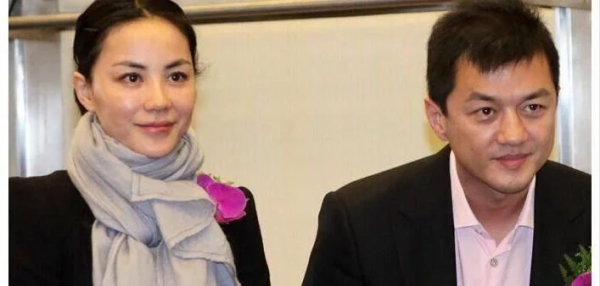 有一種整容叫王菲李亞鵬的女兒，大眼睛小嘴巴，越長越像媽媽