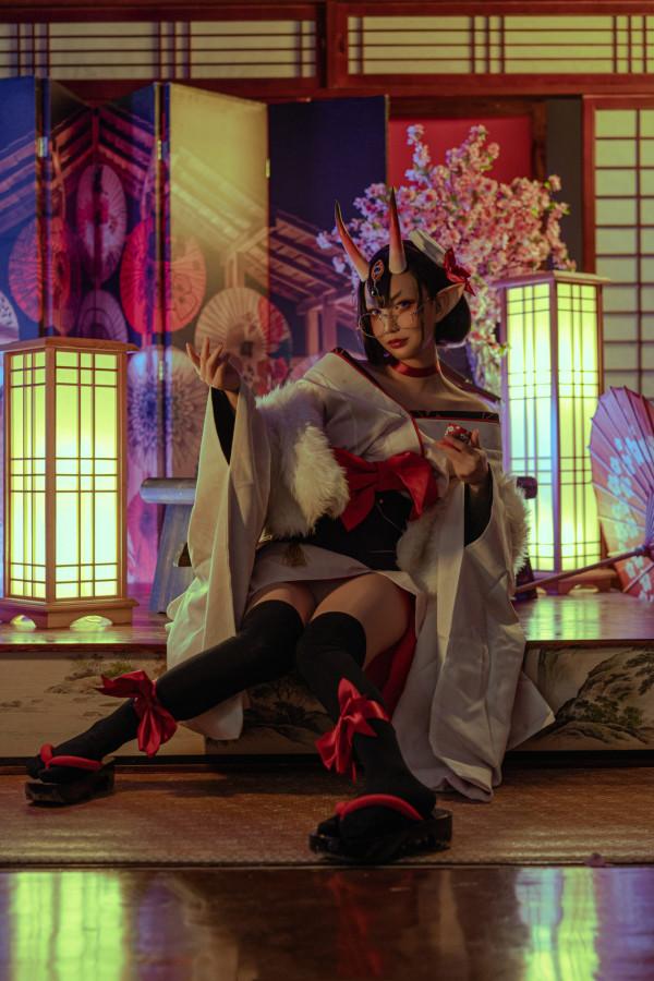 Fgo酒吞童子，冬祭禮裝cosplay