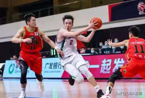 CBA三訊息：西熱力江值得頂薪，丁彥雨航順利轉型，周儀翔被棄用