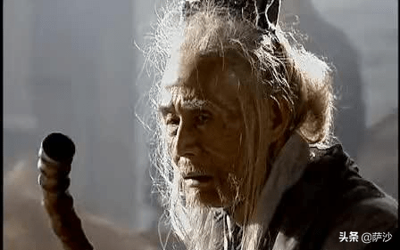 左冷禪為什麼不敢替慘死的師弟費彬報仇?難道他打不過莫大先生? 左冷禪為什麼不敢替慘死的師弟費彬報仇?難道他打不過莫大先生?