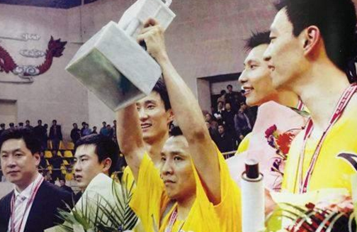 未竟之夢——念04-05賽季那支江蘇南鋼 未竟之夢——念04-05賽季那支江蘇南鋼