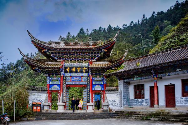 雲南又一景區走紅，年平均氣溫在16度，距大理8小時車程