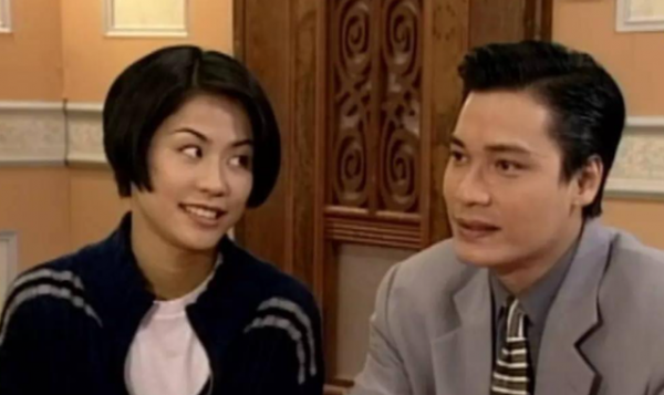 天地男兒袁詠儀和宣萱鬧掰，張智霖自身難保，難怪古天樂置身事外