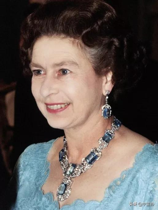 為秋天製造驚喜！藍色系寶石個個都是爆款潛力股