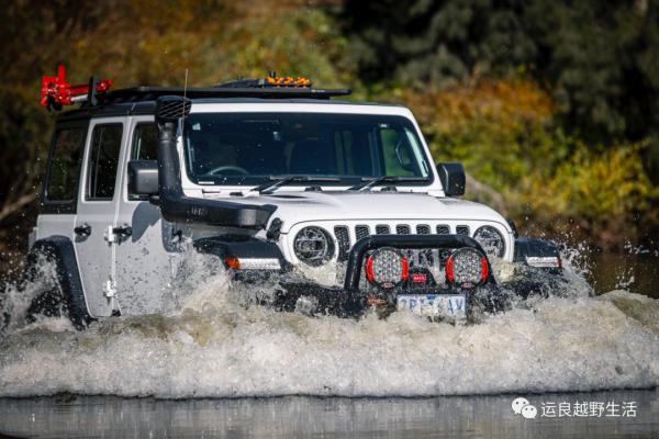 ARB INTENSITY SOLIS射燈產品解讀