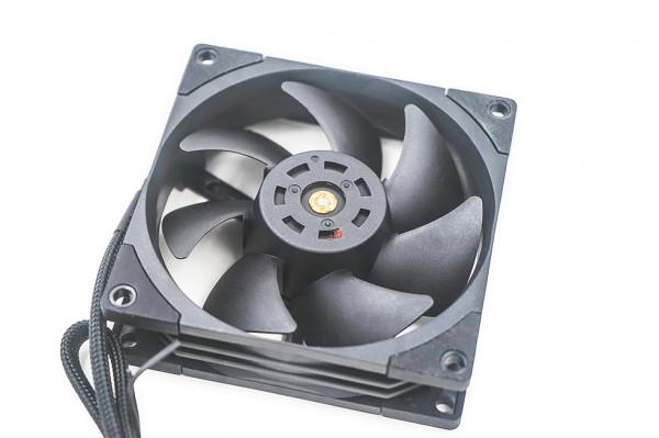 散熱要先看相容&mdash;&mdash;12600K&plus;Z690-I&plus;銀欣SG15機箱的折騰散熱裝機記