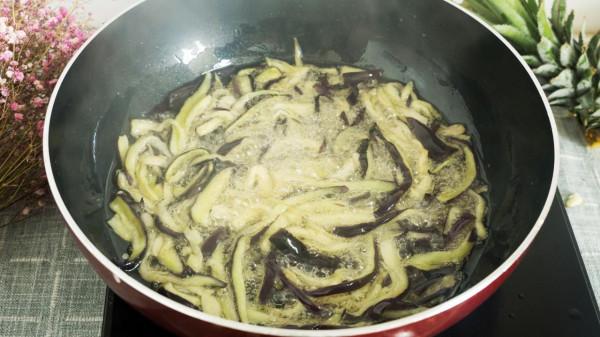 孩子放假，一家人的早中晚餐食譜，葷素搭配營養均衡，頓頓都吃光