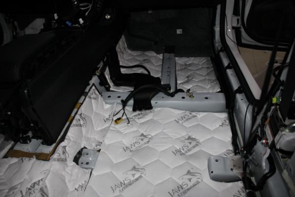 清清靜靜 鄭州環亞本田思域汽車隔音改裝大白鯊