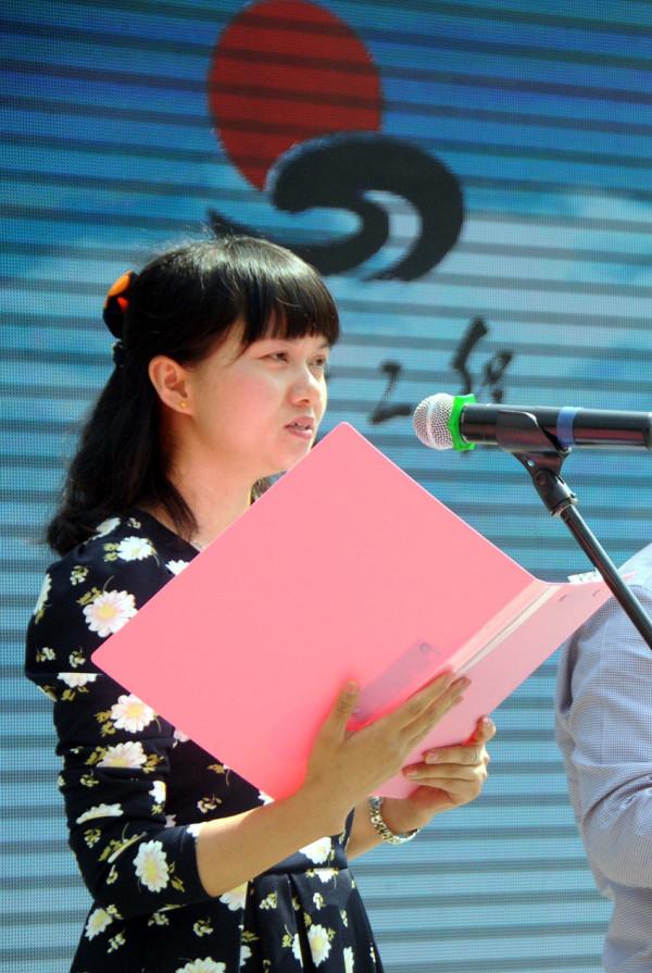 30年前,那個希望工程";大眼睛女孩";被國家大力培養後,現狀如何? 30年前,那個希望工程";大眼睛女孩";被國家大力培養後,現狀如何?