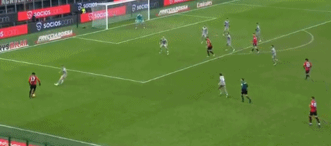 逗妹吐槽：克萊：我回來前你們打的像冠軍，我回來落後39分演我？