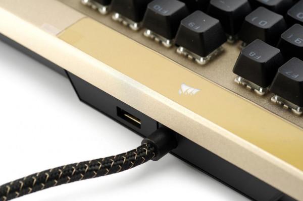 奢華氣質，美商海盜船 CorsairK100 璀璨金機械鍵盤簡評