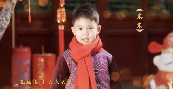 一媽拖三娃,賈躍亭前妻甘薇頻繁分享勵志雞湯,孩子們越長越像爸 一媽拖三娃,賈躍亭前妻甘薇頻繁分享勵志雞湯,孩子們越長越像爸