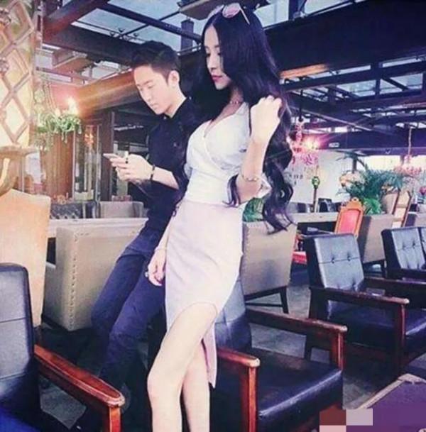 屠洪剛的兒子屠芮葆：9歲時母親離世，他在繼母方舒眼裡一夜長大