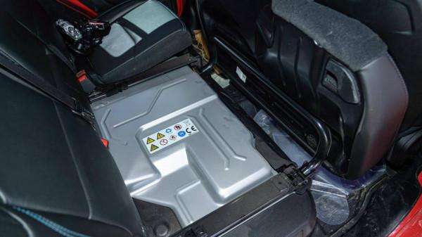 試駕國內最強牧馬人車型!有了電機加持,它還是越野利器嗎? 試駕國內最強牧馬人車型!有了電機加持,它還是越野利器嗎?