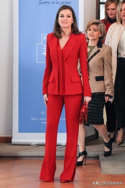 王妃們的單色系造型，看看誰駕馭得最好