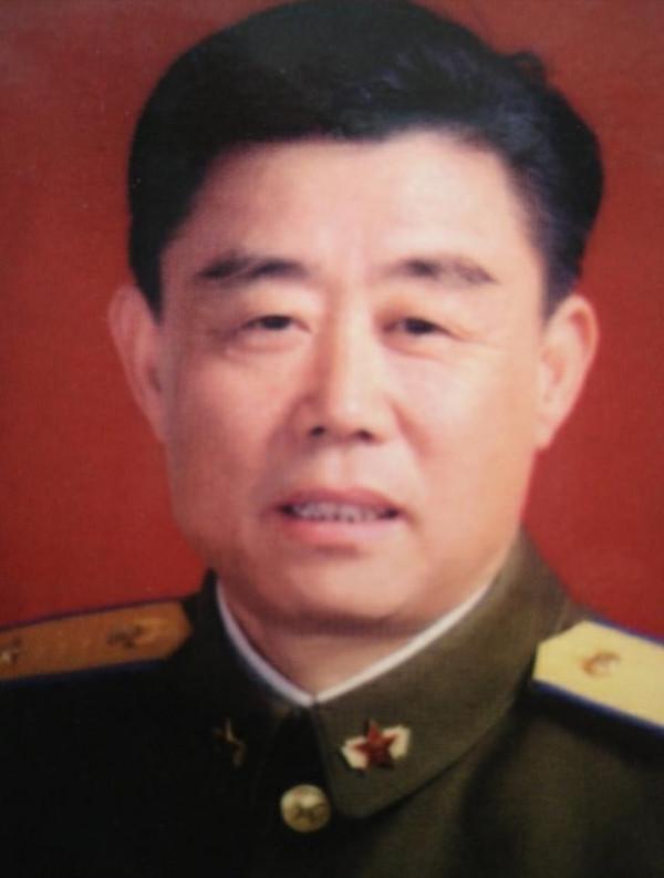 4架不明戰機突然“來襲”,他臨危抗命,卻在險境中挽救了空七軍 4架不明戰機突然“來襲”,他臨危抗命,卻在險境中挽救了空七軍