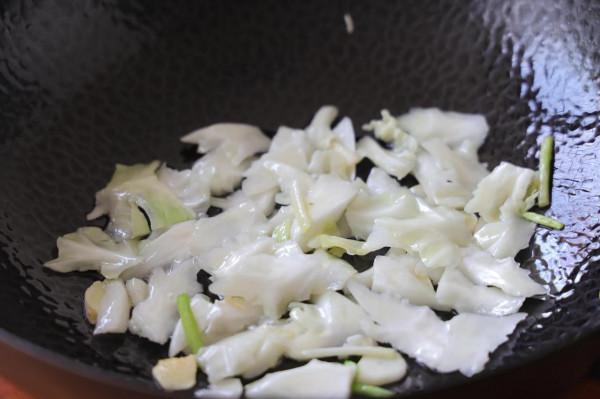 2塊錢的包菜，簡單一做，秒變開胃菜，下酒又下飯，不學就虧了