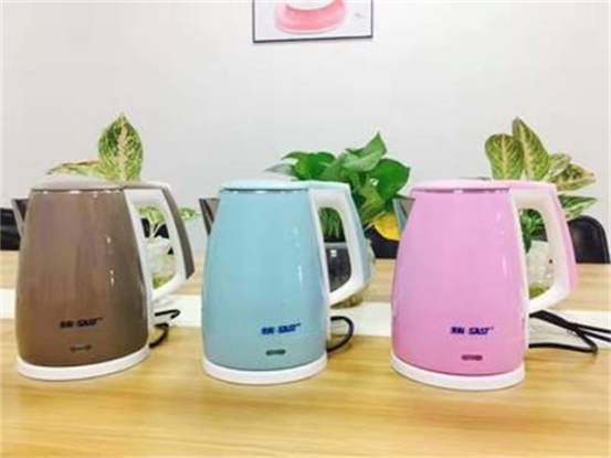 每天用電熱壺燒水喝，對身體到底有沒有害？看完就知道了