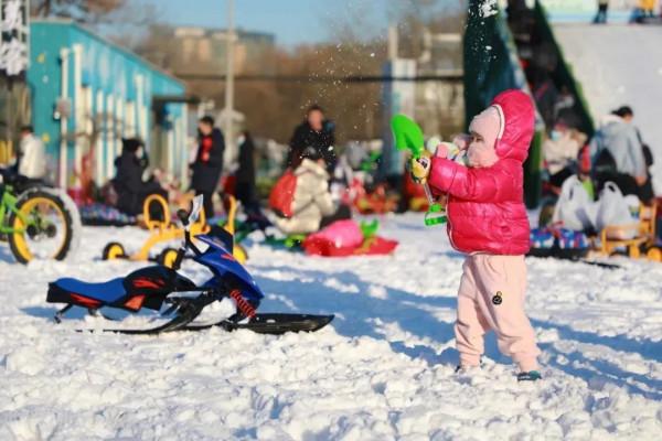 元旦去哪玩？賞花燈、看錶演、戲冰雪……