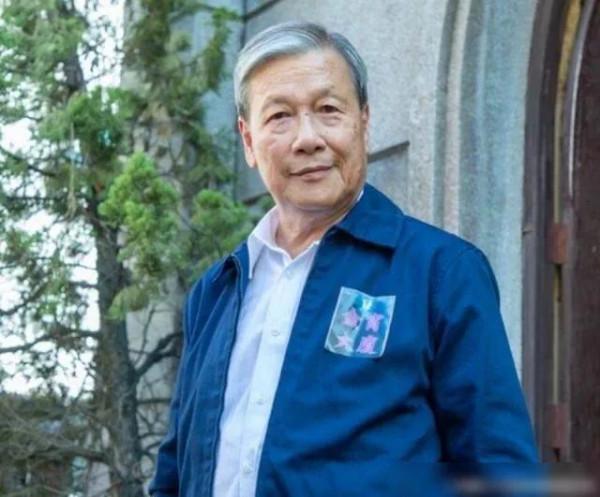 TVB綠葉劉江晚年病痛纏身無錢醫,為生活仍然奔波勞碌太唏噓 TVB綠葉劉江晚年病痛纏身無錢醫,為生活仍然奔波勞碌太唏噓