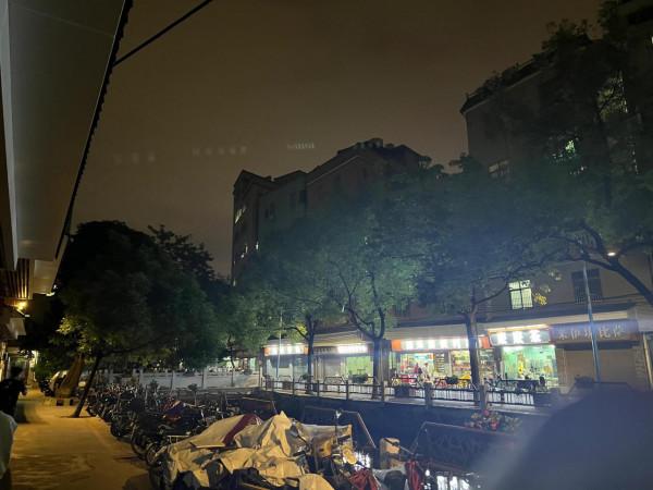 iPhone13promax半個月使用感受 拍照鬼影 夜拍無敵 續航真的強