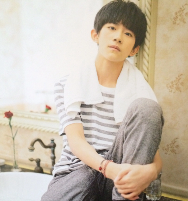 七次登臺央視春晚的千璽弟弟，在人民日報撰文，評論卻在喊話超哥