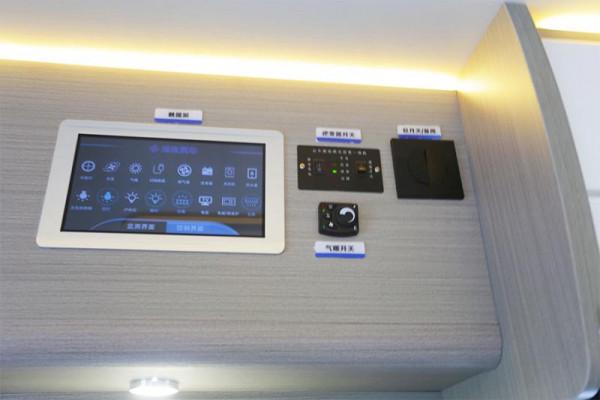 上汽躍進H500輕卡房車空間超大，給你一個移動的家