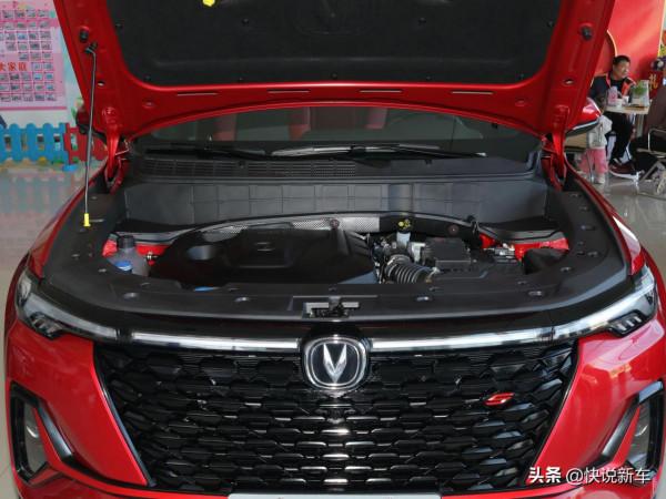 小型SUV天花板，配置高，1.4T渦輪增壓，實拍長安CS35PLUS