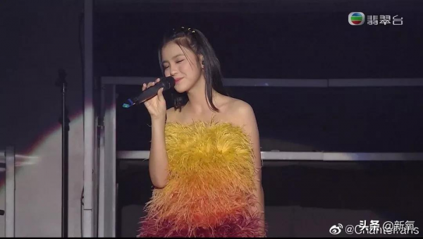 地包天也能拿冠軍?港姐被嘲一屆不如一屆真的不虧… 地包天也能拿冠軍?港姐被嘲一屆不如一屆真的不虧…