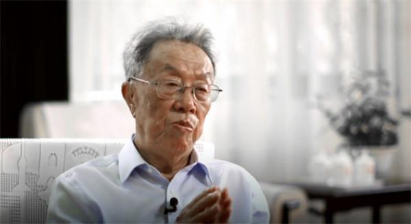 86歲的王蒙:在髮妻追悼會上,像個孩子一樣失聲痛哭 86歲的王蒙:在髮妻追悼會上,像個孩子一樣失聲痛哭