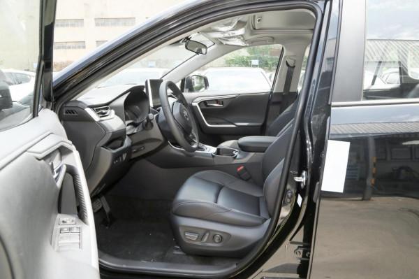 威蘭達:指導價22.88萬,後備廂容積580L,空間討喜 威蘭達:指導價22.88萬,後備廂容積580L,空間討喜