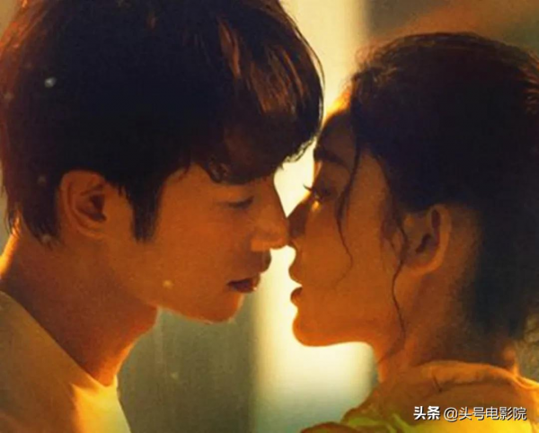 被贊吻戲教科書，這部電影好甜！男女主結婚5次，不要忘記我愛你