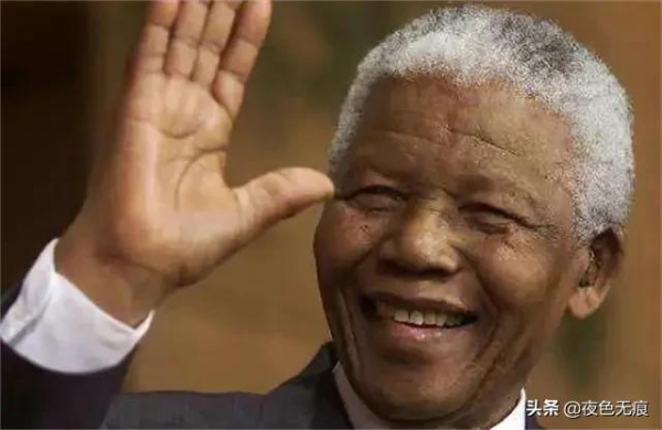 為何沒人再吹捧曼德拉了?看看如今的南非,30年前可是發達國家 為何沒人再吹捧曼德拉了?看看如今的南非,30年前可是發達國家