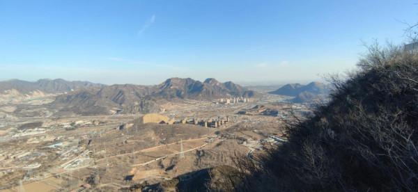 新年爬房山北半壁店村的南大梁