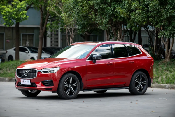 雙增壓發動機、還能純電行駛,二手T8的XC60產品力出類拔萃 雙增壓發動機、還能純電行駛,二手T8的XC60產品力出類拔萃