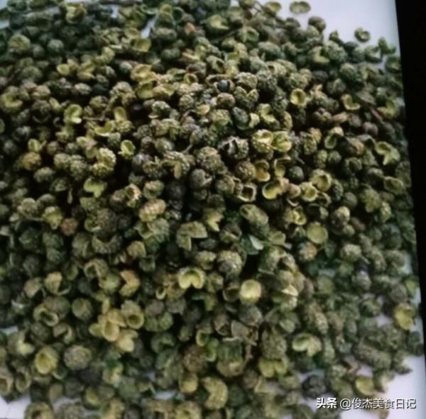 大廚詳細教給你廚房四十多種常用香料知識和用處,建議收藏學習 大廚詳細教給你廚房四十多種常用香料知識和用處,建議收藏學習