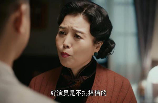 《霞光》觀後感：雙方暗鬥進入白熱化，“大嫂”恐成潛在隱患