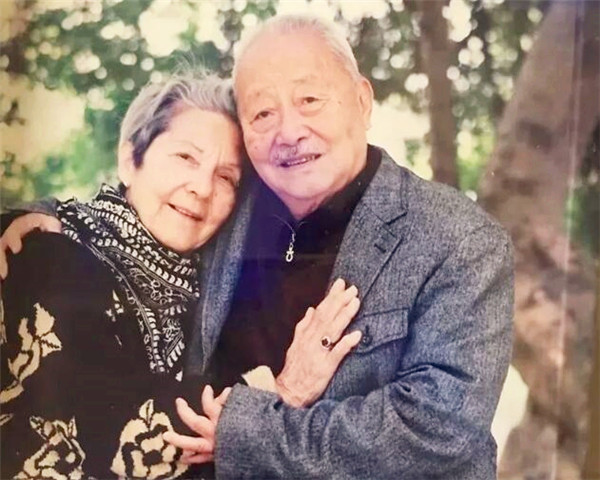 法國奶奶,為中國初戀,55年沒結婚!11年前,她83歲,嫁給初戀 法國奶奶,為中國初戀,55年沒結婚!11年前,她83歲,嫁給初戀