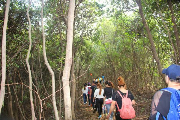 驢友一家 快樂同行 驢友一家 快樂同行