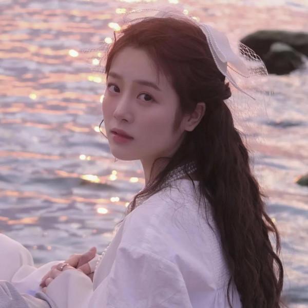 巨巨巨好看的情侶頭像