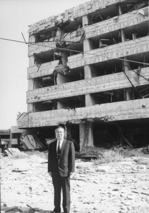 1999年轟炸我國南斯拉夫大使館,3名記者遇難,其家屬是何反應? 1999年轟炸我國南斯拉夫大使館,3名記者遇難,其家屬是何反應?