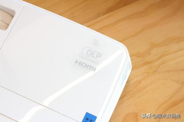 入門投影怎麼選？淺談家裡兩種型別的投影儀