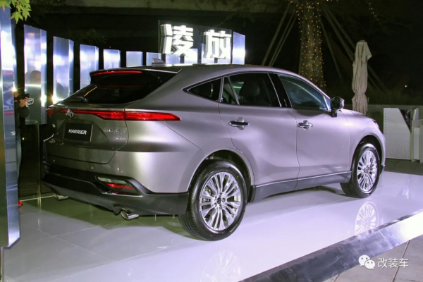 剛上市的豐田凌放馬上改爆它，SUV也有多種玩法