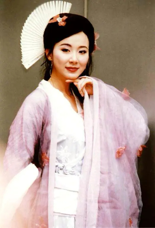 三部劇共用一款髮飾，千篇一律的古裝造型，真的看膩了