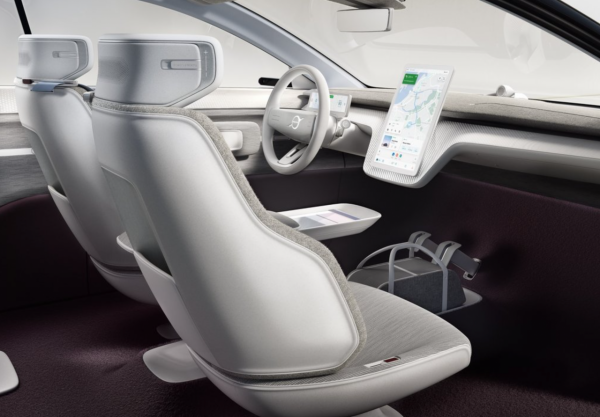 新車 &vert; 新一代沃爾沃XC90改為電動車，燃油版同堂銷售，但無大更新