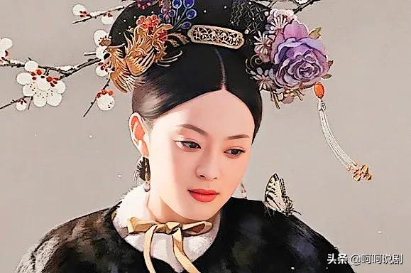 甄嬛傳：甄嬛生雙生子為什麼金被單撒花？生朧月卻紅被單沒花？