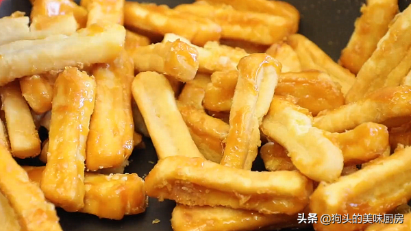 家裡有雞蛋就能做的雞蛋酥，用料簡單味道好，入口酥脆香而不膩